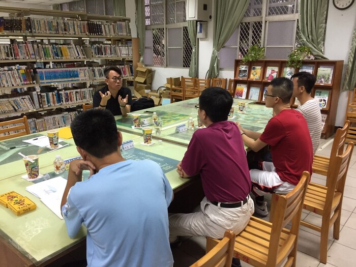 輔導縣內設置桌遊學習中心建置訪視紀錄-崇文國中圖片